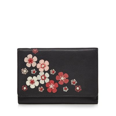 Black leather floral appliqu purse